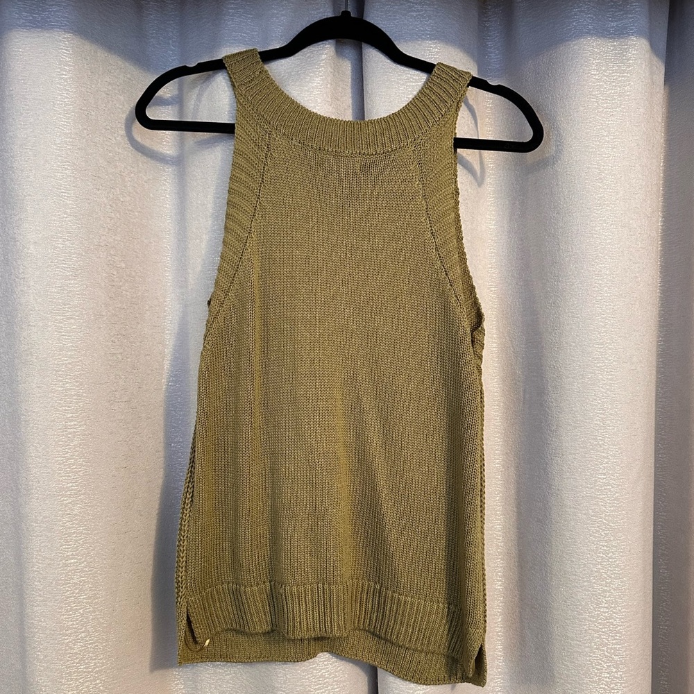 NWT Nine West High-Neck Cutaway Sweater Tank - Picture 5 of 6